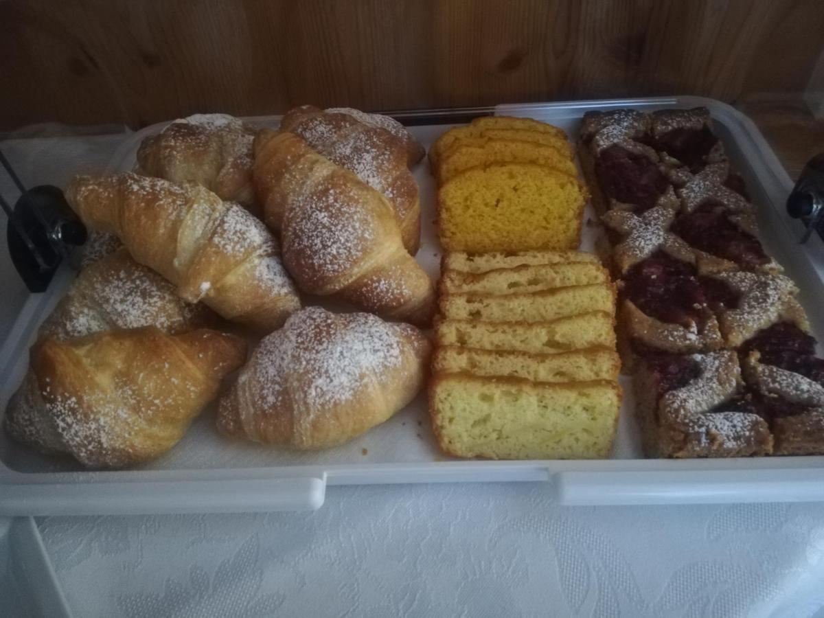 فندق Garni Piz Da L'Ander كورفارا إنْ بادِيا المظهر الخارجي الصورة